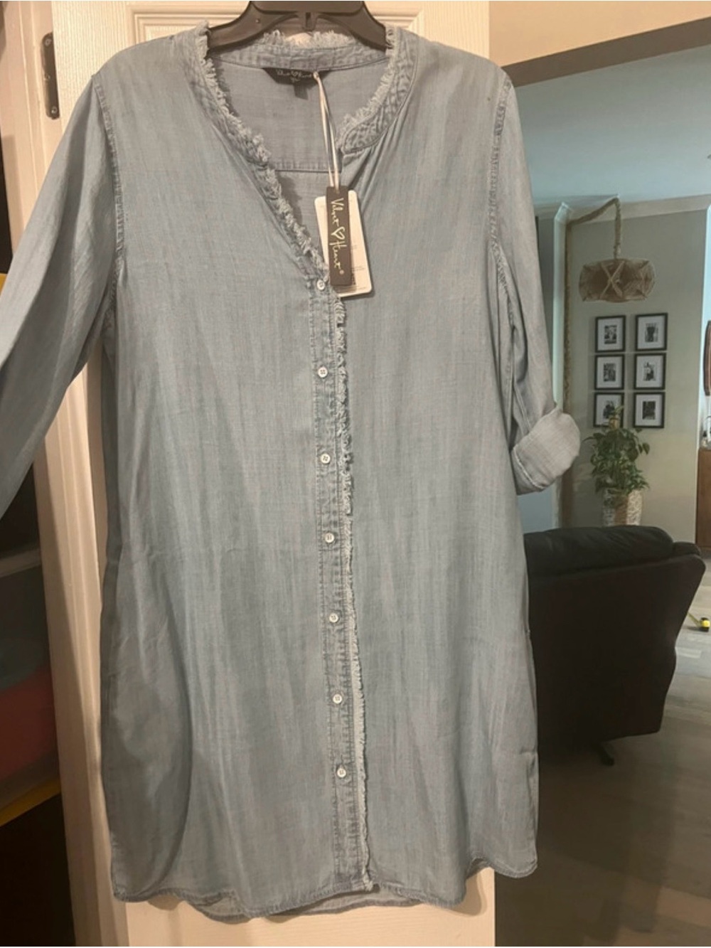Velvet by Graham & Spencer Light Blue Chambray Long Sleeve Shirt Dress